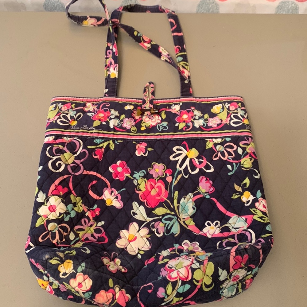Vera Bradley Tote **Retired Print**